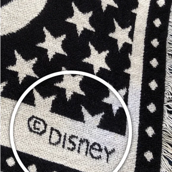 Mickey Mouse Reversible Blanket Woven Fringe Throw Disney Stars Stripes - Picture 10 of 10